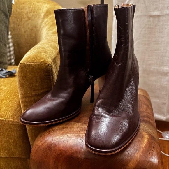 Reformation Gillian Ankle Boot Red - Size 7.5 - Picture 9 of 12